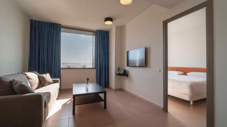 <b>Hesperia Sant Joan Room</b>. Images powered by <a href="https://iceportal.shijigroup.com/" title="IcePortal" target="_blank">IcePortal</a>.