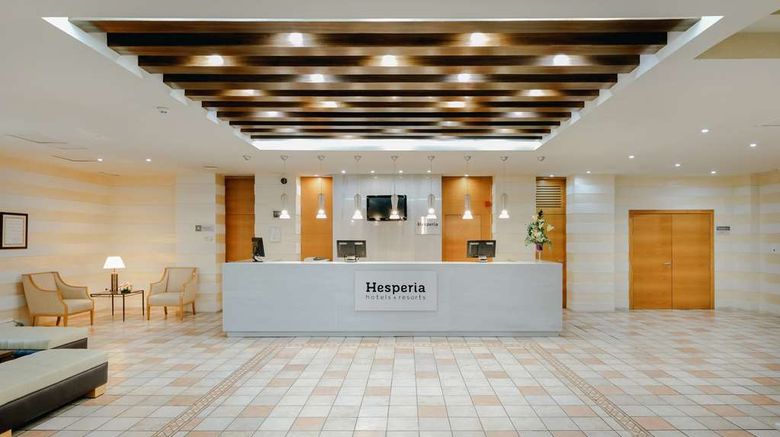 <b>Hesperia Cordoba Lobby</b>. Images powered by <a href="https://iceportal.shijigroup.com/" title="IcePortal" target="_blank">IcePortal</a>.