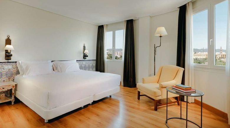 <b>Hesperia Cordoba Room</b>. Images powered by <a href="https://iceportal.shijigroup.com/" title="IcePortal" target="_blank">IcePortal</a>.