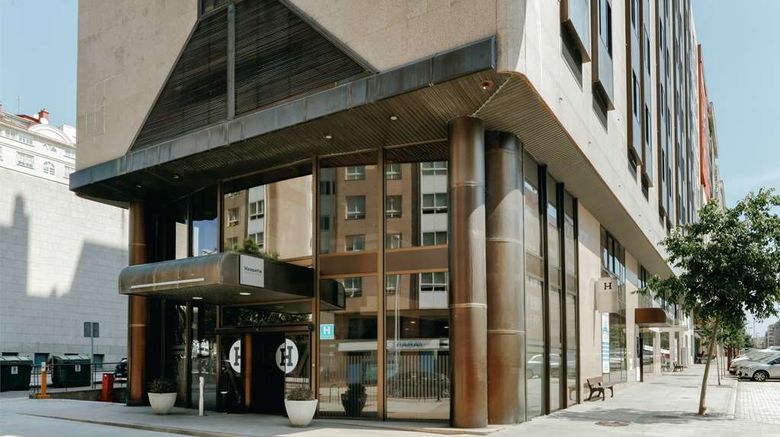 Hesperia Vigo Exterior. Images powered by <a href="https://iceportal.shijigroup.com" target="_blank" rel="noopener">Ice Portal</a>.