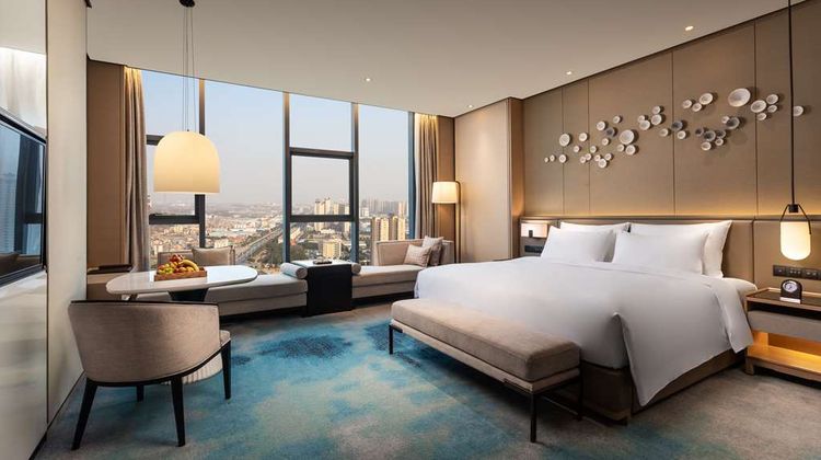 Ramada Plaza by Wyndham Xiangyang Room
