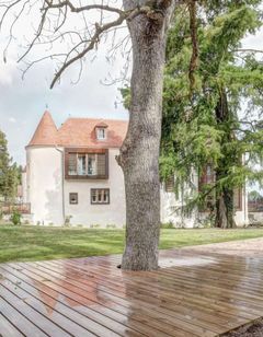 Le Chateau Du Bost