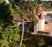 Le Chateau Du Bost Exterior