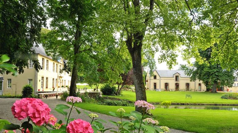 Hotel-Chateau de Bellefontaine Exterior. Images powered by <a href="https://iceportal.shijigroup.com" target="_blank" rel="noopener">Ice Portal</a>.