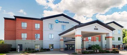 Best Western Carthage Inn & Suites Exterior