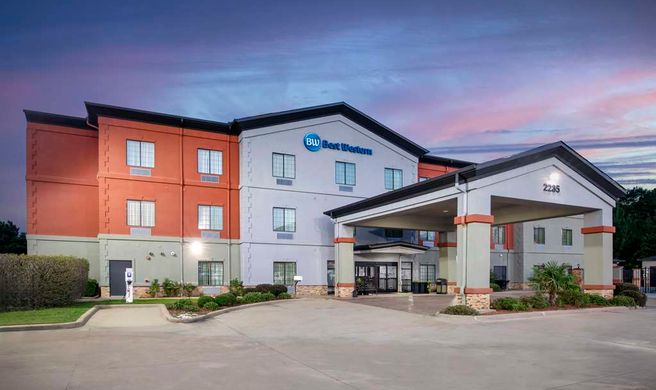 Best Western Carthage Inn & Suites Exterior