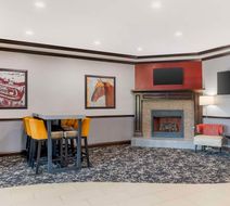 Best Western Carthage Inn & Suites Lobby
