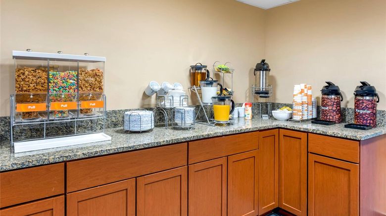 <b>Comfort Inn & Suites Michigan City Restaurant</b>. Images powered by <a href="https://iceportal.shijigroup.com/" title="IcePortal" target="_blank">IcePortal</a>.
