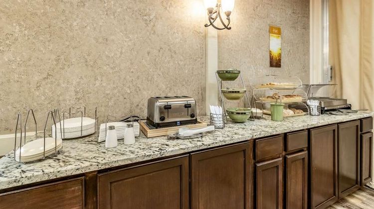 Quality Inn & Suites Albert Lea Restaurant