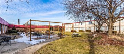 Quality Inn & Suites Albert Lea Exterior