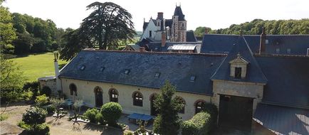 Chateau de Jallanges Exterior