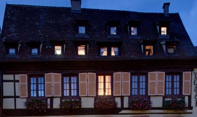 Hotel Restaurant le Marechal Exterior