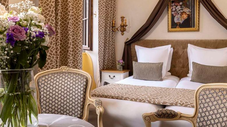 <b>Hotel Restaurant le Marechal Room</b>. Images powered by <a href="https://iceportal.shijigroup.com/" title="IcePortal" target="_blank">IcePortal</a>.