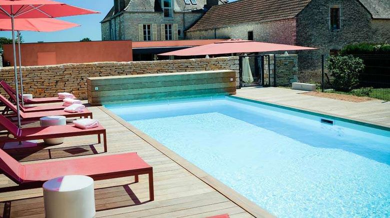 Castel de Tres Girard Exterior. Images powered by <a href="https://iceportal.shijigroup.com" target="_blank" rel="noopener">Ice Portal</a>.