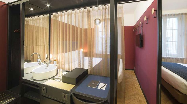 <b>Hotel Hannong Room</b>. Images powered by <a href="https://iceportal.shijigroup.com/" title="IcePortal" target="_blank">IcePortal</a>.