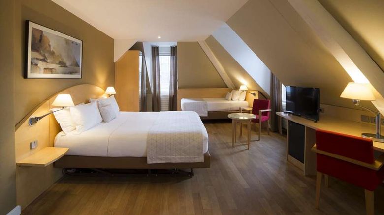 <b>Hotel Hannong Room</b>. Images powered by <a href="https://iceportal.shijigroup.com/" title="IcePortal" target="_blank">IcePortal</a>.