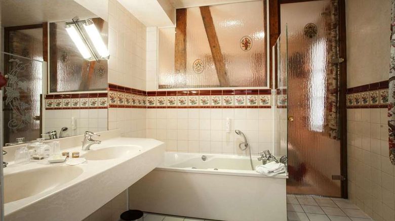 <b>Hotel Beaucour Room</b>. Images powered by <a href="https://iceportal.shijigroup.com/" title="IcePortal" target="_blank">IcePortal</a>.