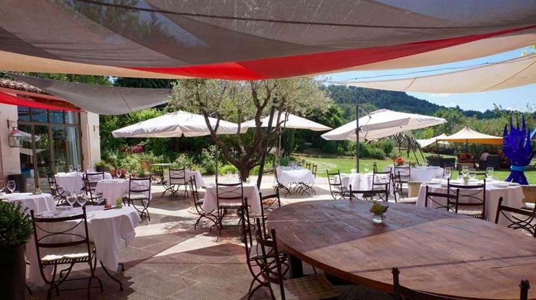 <b>Auberge La Feniere Restaurant</b>. Images powered by <a href="https://iceportal.shijigroup.com/" title="IcePortal" target="_blank">IcePortal</a>.