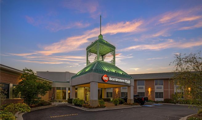 Best Western Plus Stoneridge & Conf Ctr Exterior