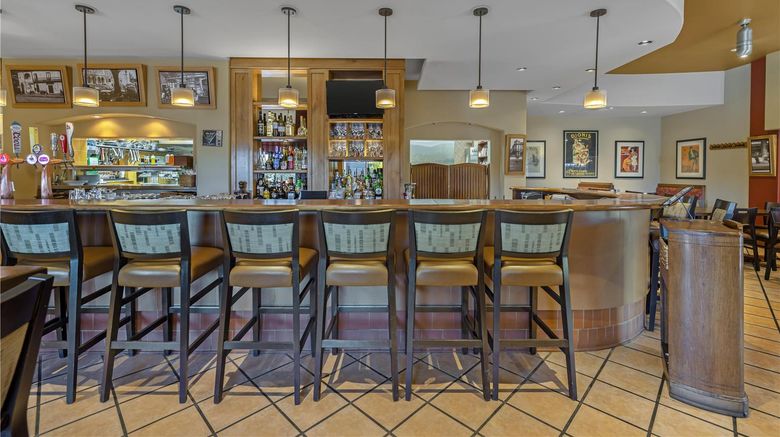 <b>Best Western Plus Stoneridge & Conf Ctr Restaurant</b>. Images powered by <a href="https://iceportal.shijigroup.com/" title="IcePortal" target="_blank">IcePortal</a>.