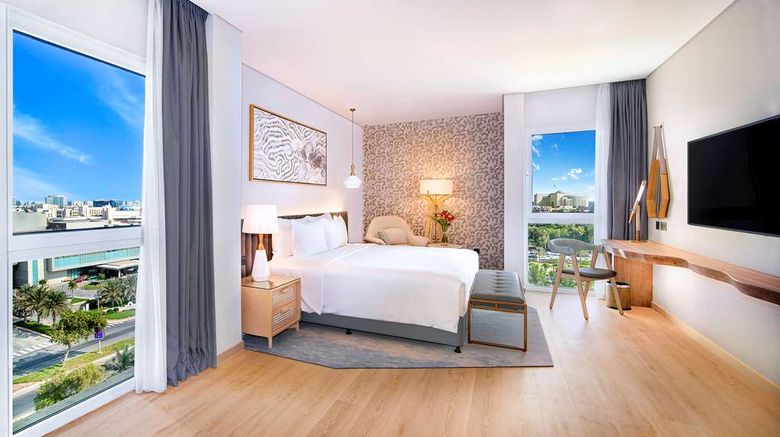 <b>Radisson Blu Hotel & Resort, Corniche Room</b>. Images powered by <a href="https://iceportal.shijigroup.com/" title="IcePortal" target="_blank">IcePortal</a>.