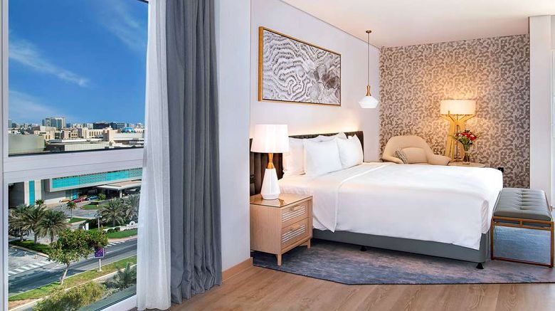 <b>Radisson Blu Hotel & Resort, Corniche Suite</b>. Images powered by <a href="https://iceportal.shijigroup.com/" title="IcePortal" target="_blank">IcePortal</a>.