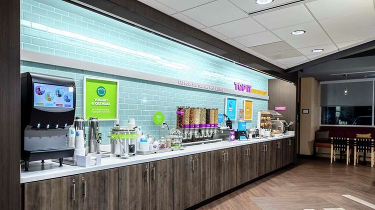 TRU by Hilton Crossett Restaurant