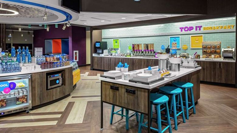 <b>TRU by Hilton Crossett Restaurant</b>. Images powered by <a href="https://iceportal.shijigroup.com/" title="IcePortal" target="_blank">IcePortal</a>.