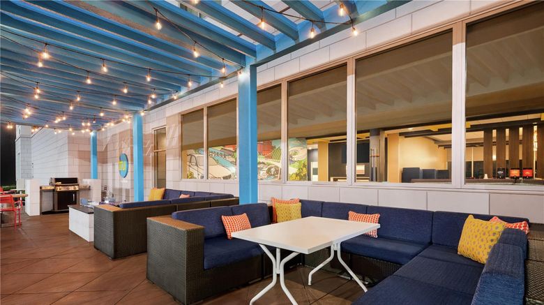 <b>Tru by Hilton Greenville Woodruff Road Restaurant</b>. Images powered by <a href="https://iceportal.shijigroup.com/" title="IcePortal" target="_blank">IcePortal</a>.
