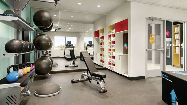 Tru by Hilton Sebring Health
