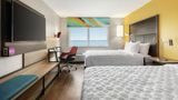 Tru by Hilton Sebring Room