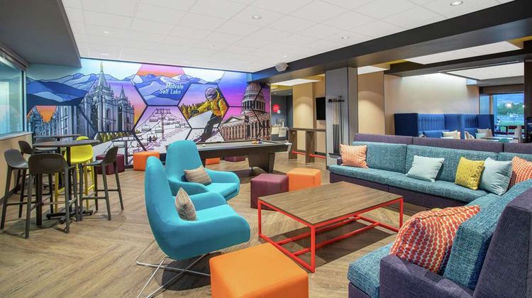 Tru by Hilton Salt Lake City Midvale Lobby