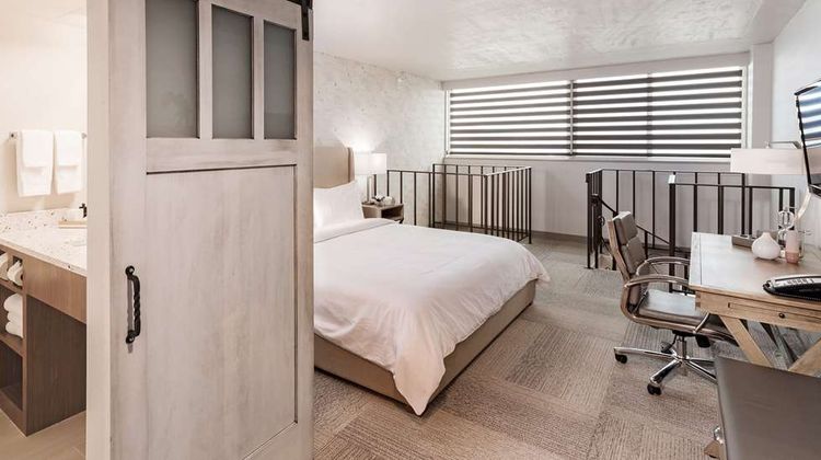 The Rushmore Hotel & Ste BW Premier Coll Suite