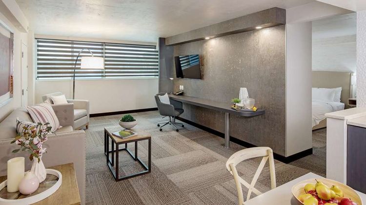 The Rushmore Hotel & Ste BW Premier Coll Suite