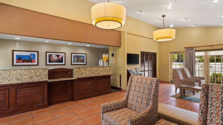 <b>Best Western Port St. Lucie Lobby</b>. Images powered by <a href="https://iceportal.shijigroup.com/" title="IcePortal" target="_blank">IcePortal</a>.