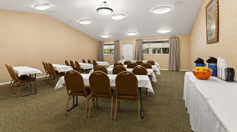 <b>Best Western Port St. Lucie Meeting</b>. Images powered by <a href="https://iceportal.shijigroup.com/" title="IcePortal" target="_blank">IcePortal</a>.