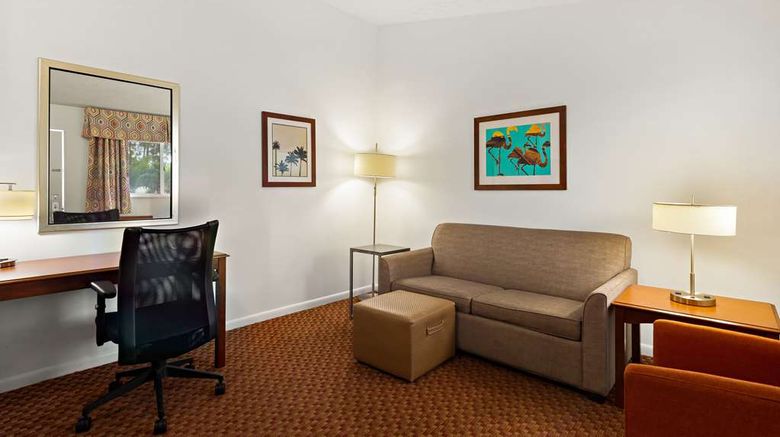 <b>Best Western Port St. Lucie Suite</b>. Images powered by <a href="https://iceportal.shijigroup.com/" title="IcePortal" target="_blank">IcePortal</a>.