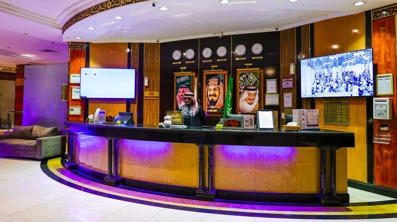 <b>Golden Tulip Shakreen Hotel Lobby</b>. Images powered by <a href="https://iceportal.shijigroup.com/" title="IcePortal" target="_blank">IcePortal</a>.
