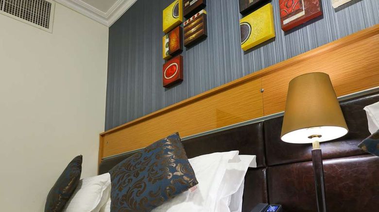<b>Golden Tulip Shakreen Hotel Room</b>. Images powered by <a href="https://iceportal.shijigroup.com/" title="IcePortal" target="_blank">IcePortal</a>.