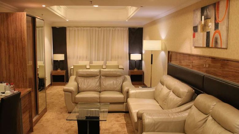 <b>Golden Tulip Shakreen Hotel Suite</b>. Images powered by <a href="https://iceportal.shijigroup.com/" title="IcePortal" target="_blank">IcePortal</a>.