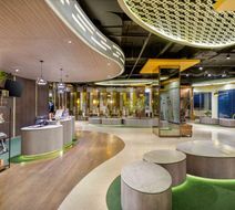 Golden Tulip Springhill Lampung Lobby