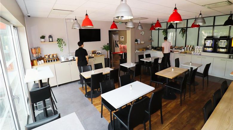 <b>Kyraid Lyon Est Stadium Eurexpo Restaurant</b>. Images powered by <a href="https://iceportal.shijigroup.com/" title="IcePortal" target="_blank">IcePortal</a>.