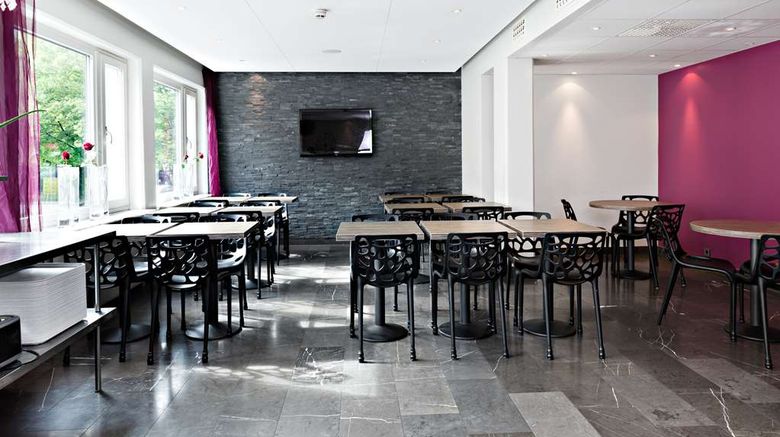 <b>Sure Hotel by Best Western Allen Restaurant</b>. Images powered by <a href="https://iceportal.shijigroup.com/" title="IcePortal" target="_blank">IcePortal</a>.