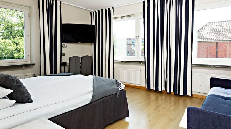 <b>Sure Hotel by Best Western Allen Room</b>. Images powered by <a href="https://iceportal.shijigroup.com/" title="IcePortal" target="_blank">IcePortal</a>.