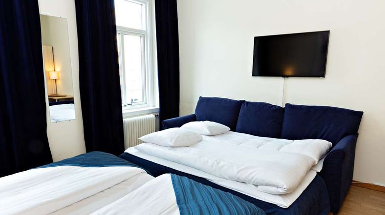 <b>Sure Hotel by Best Western Center Room</b>. Images powered by <a href="https://iceportal.shijigroup.com/" title="IcePortal" target="_blank">IcePortal</a>.