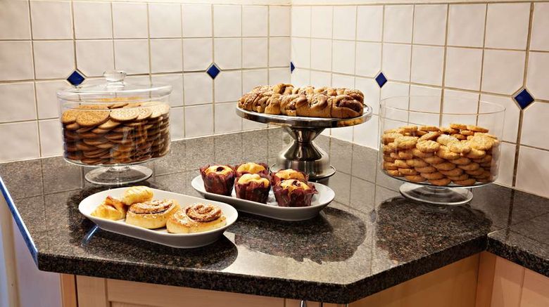 <b>Sure Hotel by Best Western Center Restaurant</b>. Images powered by <a href="https://iceportal.shijigroup.com/" title="IcePortal" target="_blank">IcePortal</a>.