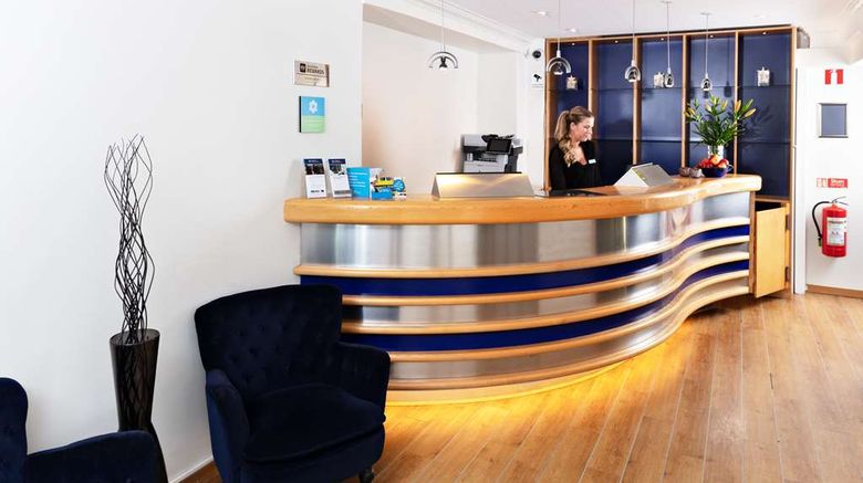 <b>Sure Hotel by Best Western Center Lobby</b>. Images powered by <a href="https://iceportal.shijigroup.com/" title="IcePortal" target="_blank">IcePortal</a>.