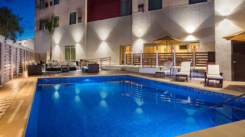 <b>Hyatt Place Aguascalientes/Bonaterra Pool</b>. Images powered by <a href="https://iceportal.shijigroup.com/" title="IcePortal" target="_blank">IcePortal</a>.