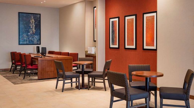 <b>Hyatt Place Aguascalientes/Bonaterra Lobby</b>. Images powered by <a href="https://iceportal.shijigroup.com/" title="IcePortal" target="_blank">IcePortal</a>.