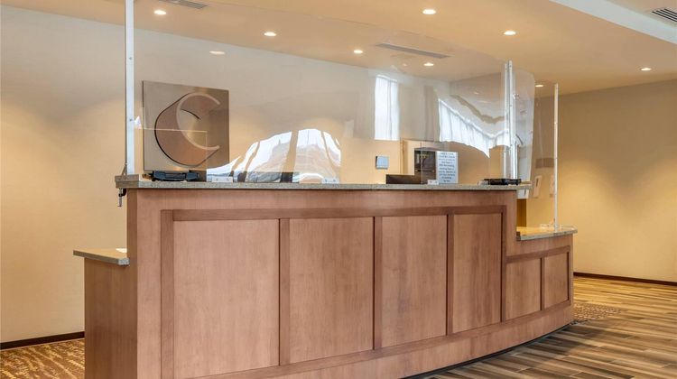 Comfort Inn and Suites Lobby
